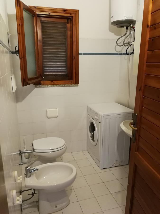 Appartamento Trilocale Le Canne 6 Posti Letto Con Giardino San Teodoro  Exteriér fotografie