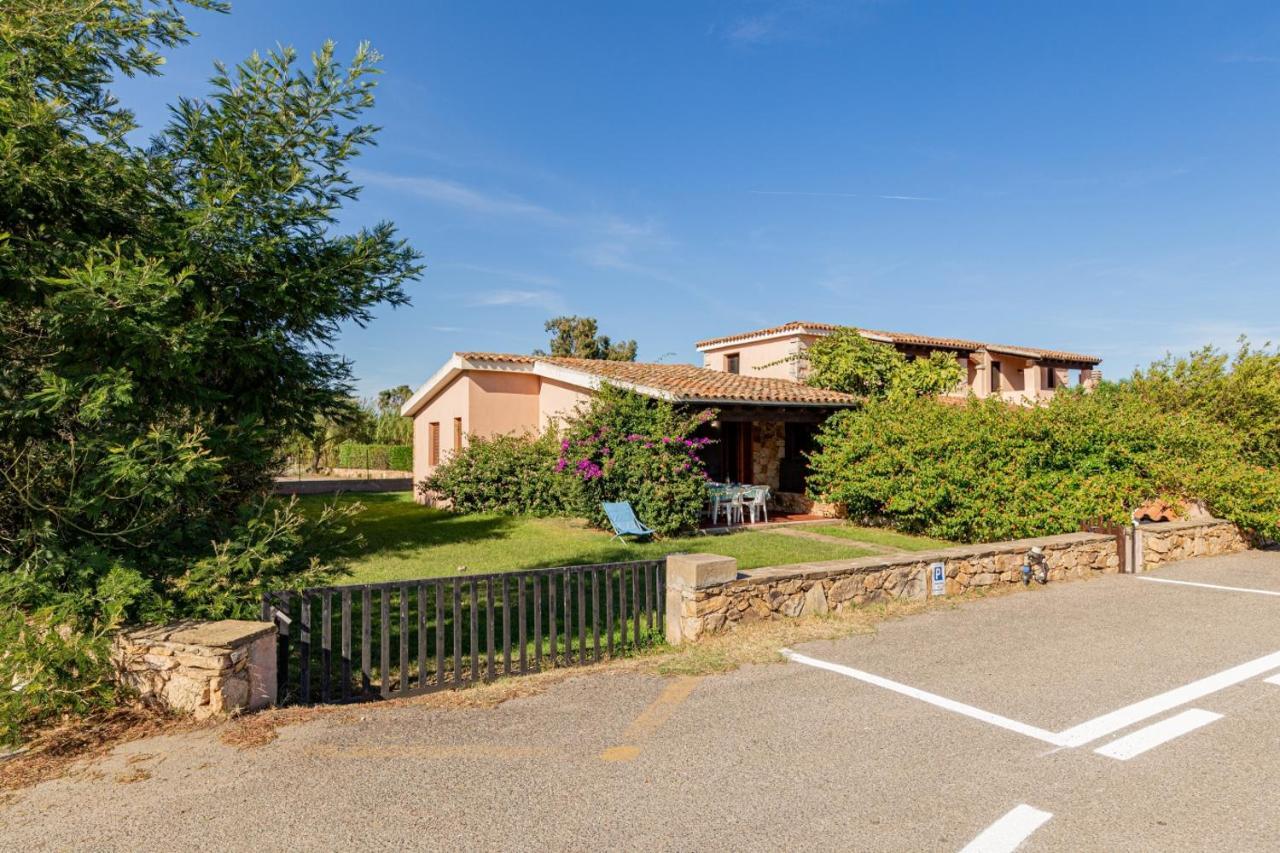 Appartamento Trilocale Le Canne 6 Posti Letto Con Giardino San Teodoro  Exteriér fotografie